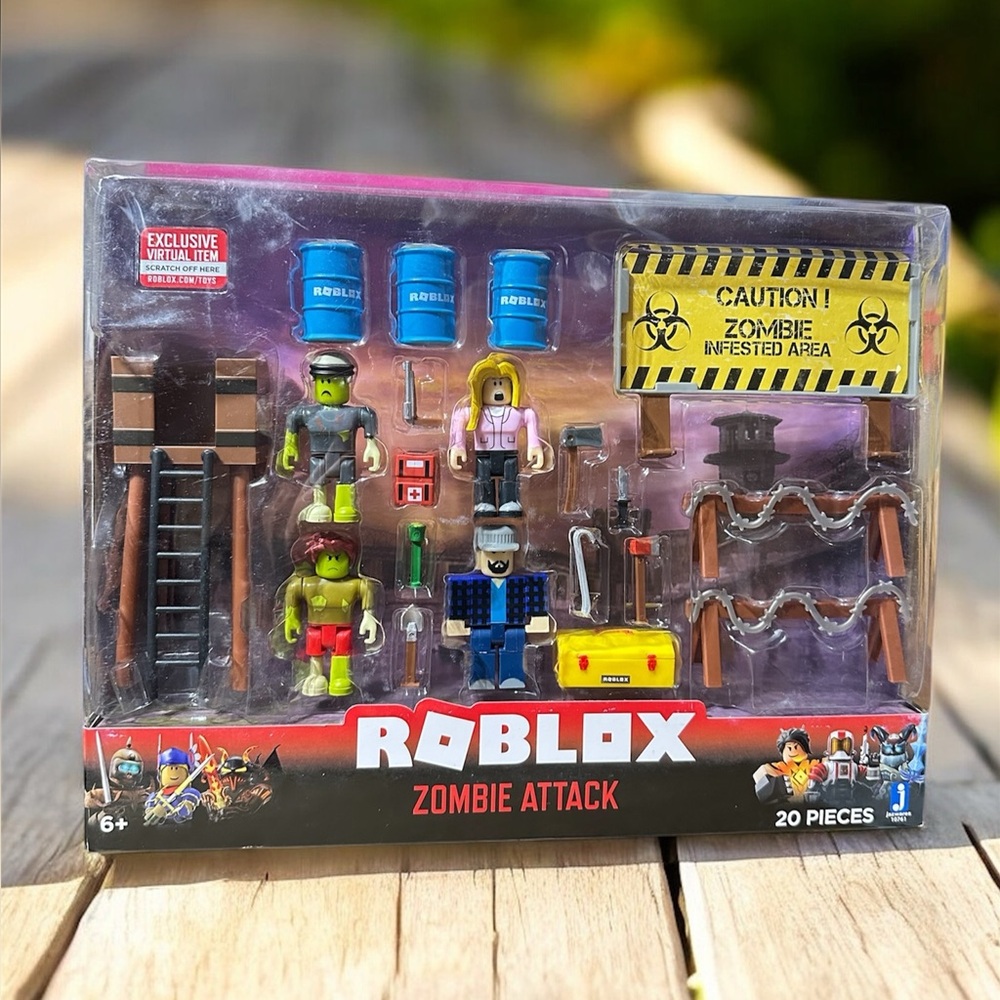 Roblox Action Collection - Zombie Attack Playset Exclusive Virtual Item NEW